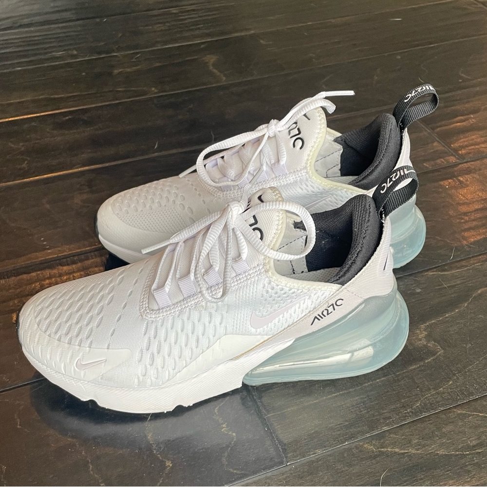 Nike Air Max 270